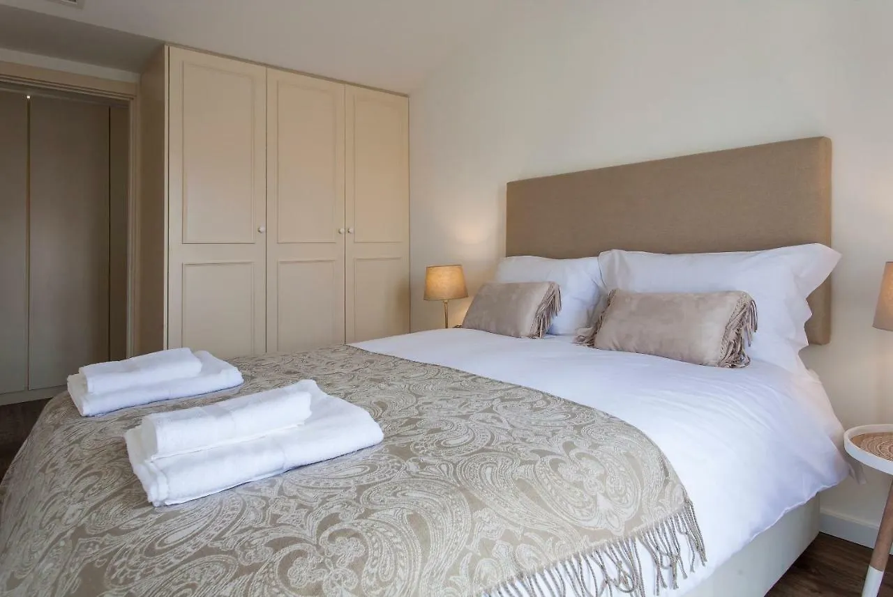 Chiado River View Deluxe Apartment Lisbon 0*,