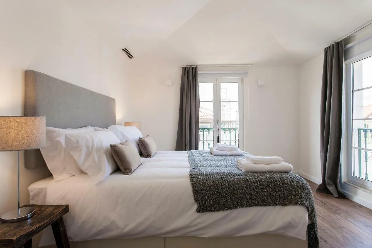 Chiado River View Deluxe Apartment Lisbon